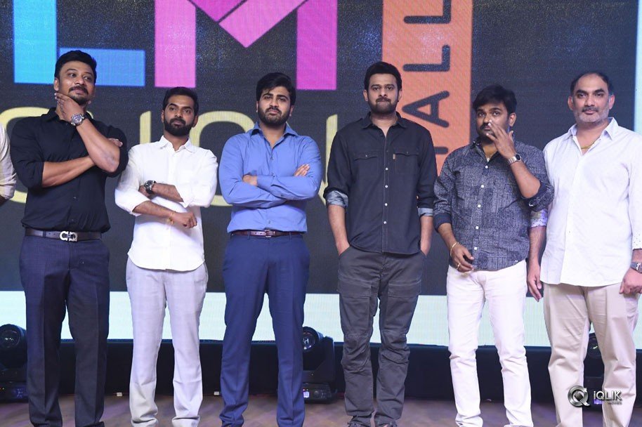 Mahanubhavudu-Movie-Pre-Release-Function